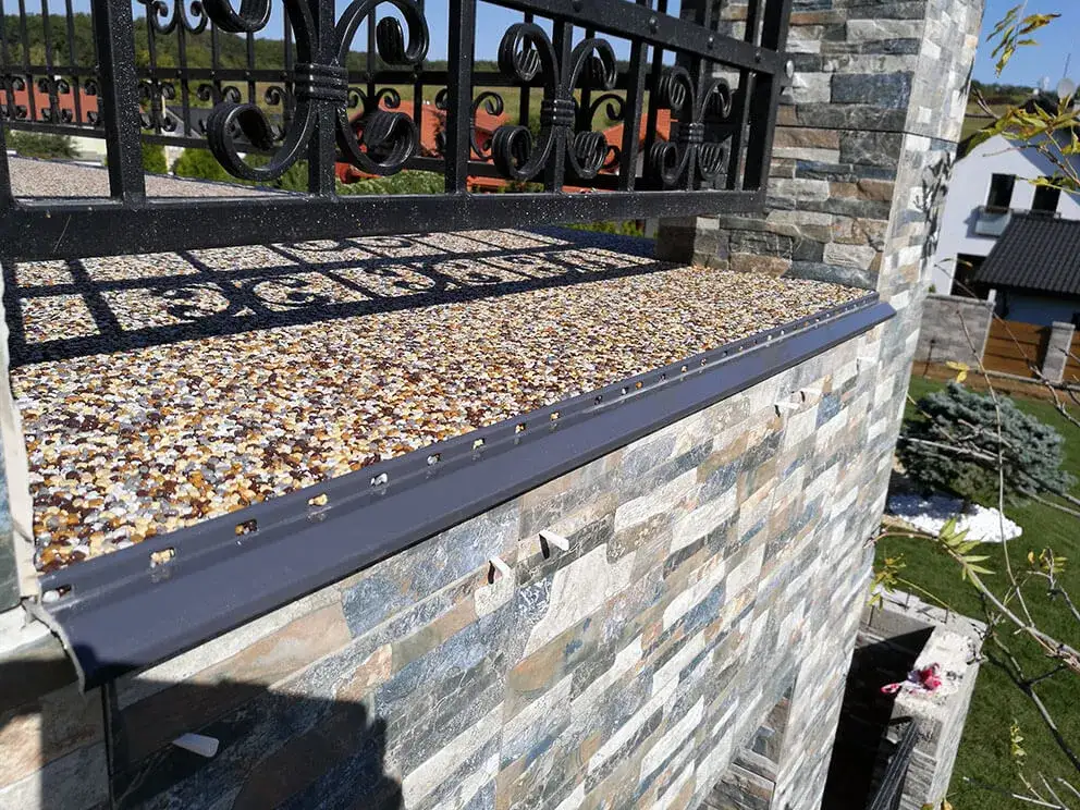 Co dać na balkon zamiast płytek? Odkryj najlepsze alternatywy