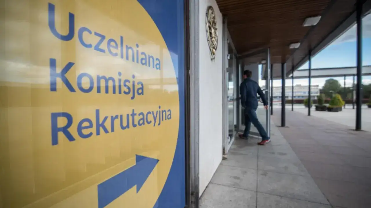 Kiedy jest druga tura rekrutacji na studia? Sprawdź terminy i szczegóły