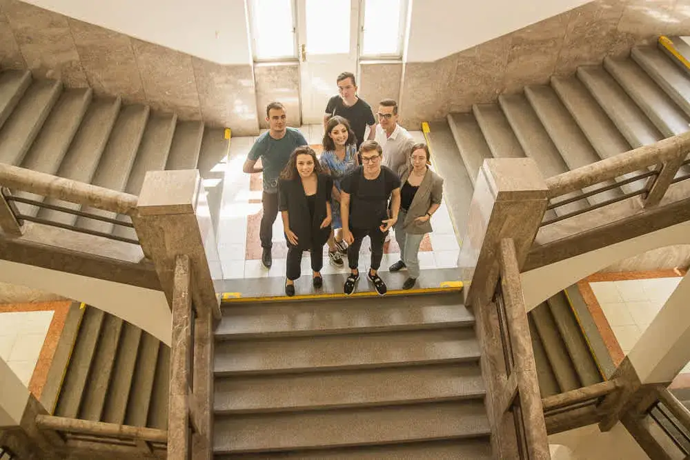 Uniwersytet Karola: historia, programy i życie studenckie w Pradze