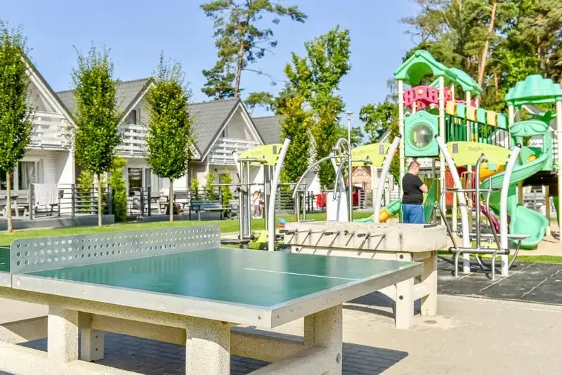 Pobierowo gdzie z dzieckiem? Odkryj najlepsze atrakcje i noclegi