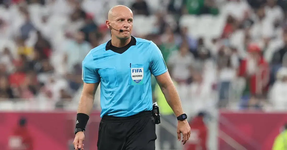 Ile zarabia sędzia na Mistrzostwach Świata? Zaskakujące kwoty i szczegóły.