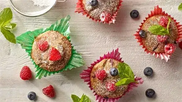 Jak zrobić babeczkę w kubku w mikrofali - szybki przepis bez pieczenia