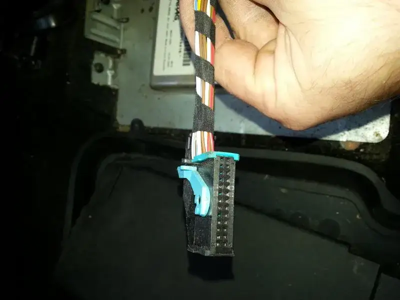 Dlaczego w passat b6 nie działa podgrzewanie foteli i jak to naprawić