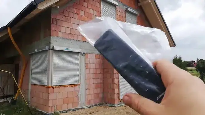 Jak efektywnie stosować akcesoria do podciągania rolet – poradnik i wskazówki