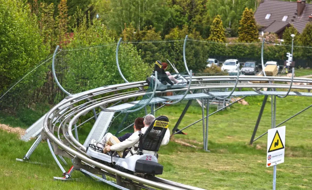 Sławno atrakcje: Odkryj najlepsze miejsca dla dzieci i rodzin