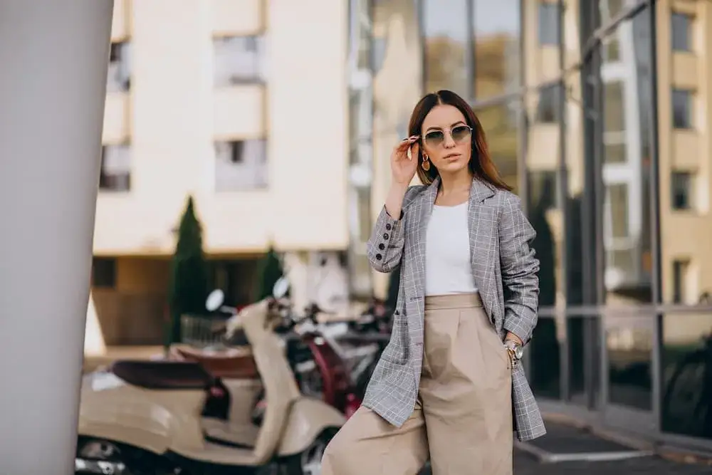 Styl Old Money: Co to znaczy? Poznaj zasady i ikony