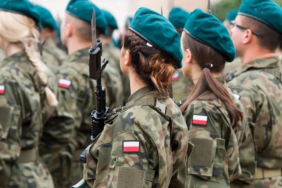 Jak skutecznie przygotować się do służby przygotowawczej w Polsce