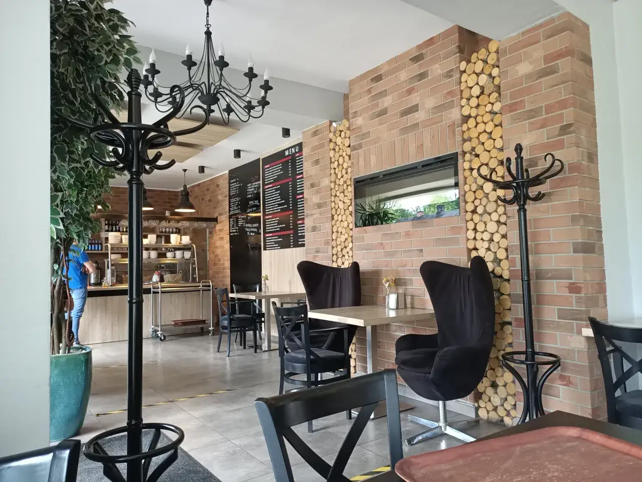 Tomaszów Mazowiecki gdzie zjeść - najlepsze miejsca na smaczny posiłek