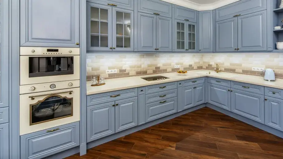 Farba do mebli kuchennych: Jak wybrać i malować? Poradnik eksperta