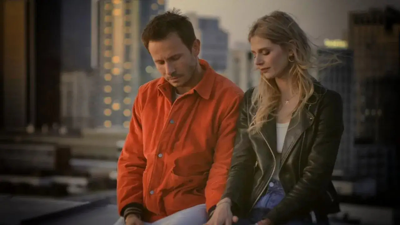 Pobierz za darmo piosenkę Antek Smykiewicz - Jak Sen bez ryzyka