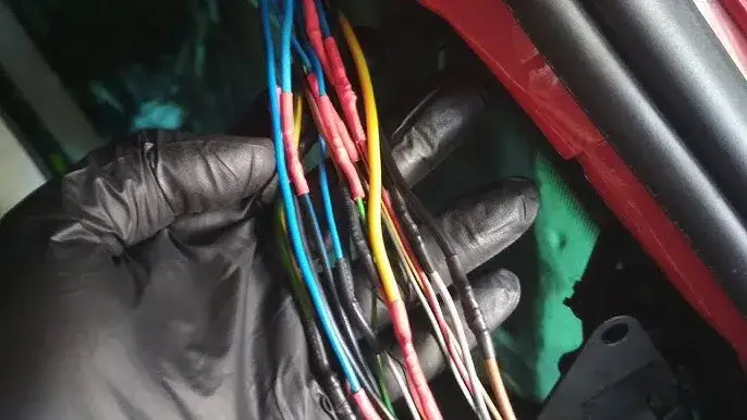 Wariuje elektryka drzwi VW Sharan? Diagnoza i naprawa wiązki