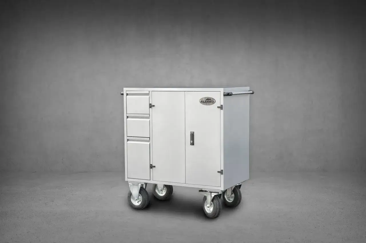 Używana paka jeździecka: Jak znaleźć perełkę i nie przepłacić?