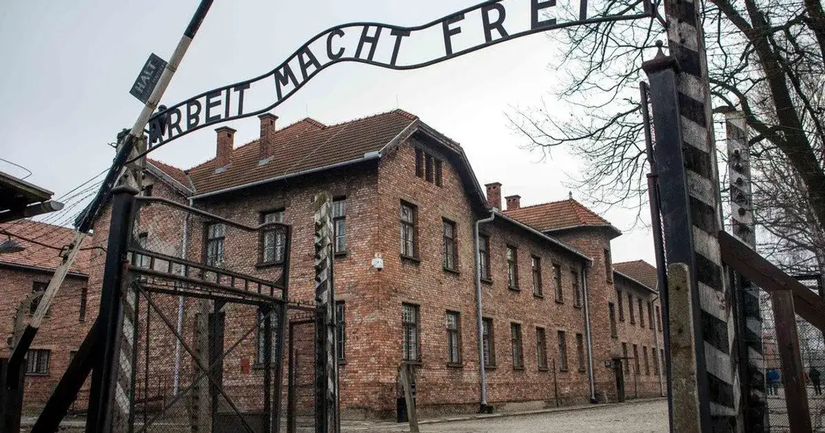 Ile wynosi cena biletu do Auschwitz? Sprawdź, co zawiera bilet