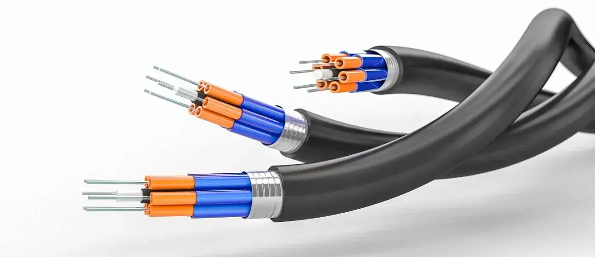 Jak połączyć światłowód? Spawanie, złącza, błędy poradnik eksperta