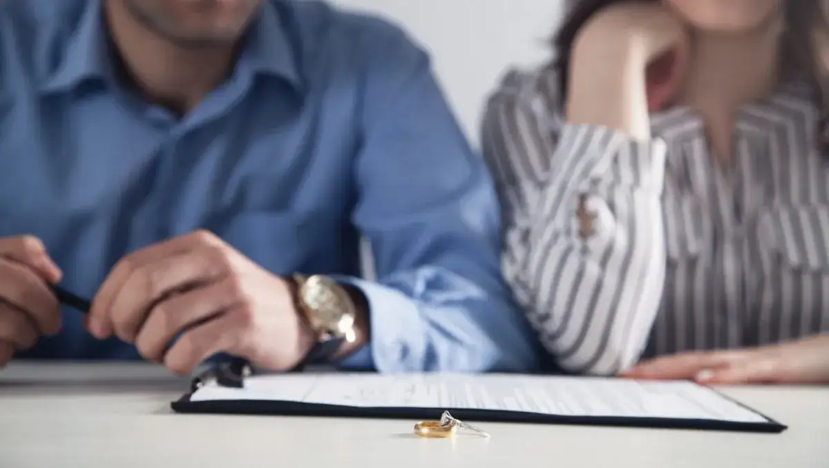 Ile kosztuje napisanie pozwu? Sprawdź, co wpływa na ceny usług prawnych