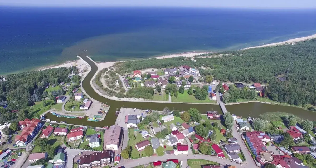 Gdzie leżą Rowy? Odkryj tajemnice tej nadmorskiej miejscowości