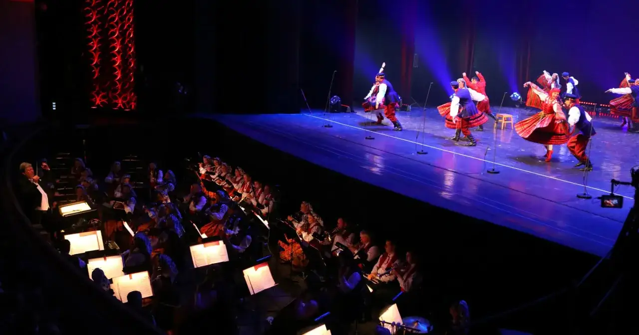 Ile kosztuje bilet do opery w Warszawie? Ceny, zniżki i więcej!