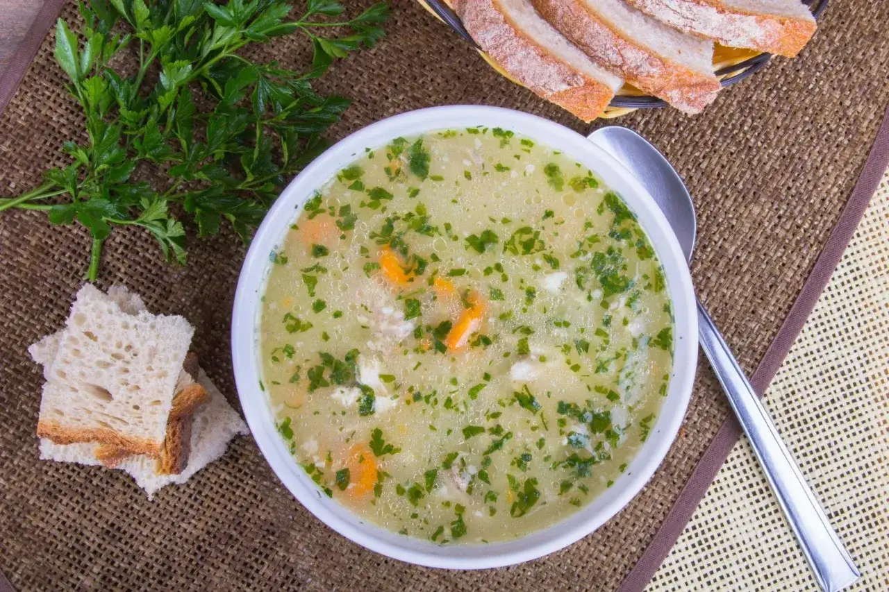 Jak zrobić zupę krupnik - prosty przepis na pyszną zupę domową