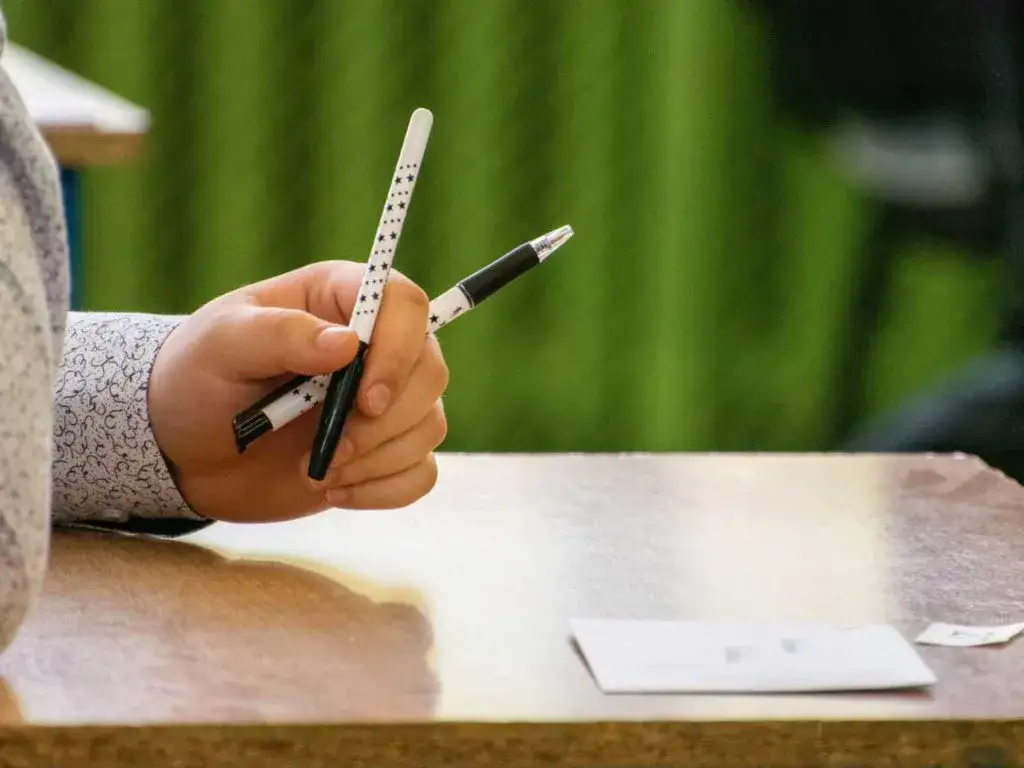 Jak zacząć kontekst w rozprawce, aby uniknąć najczęstszych błędów