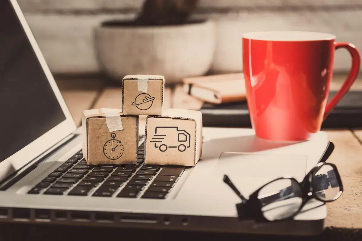 Zarobki spedytora międzynarodowego: Ile i od czego zależą?