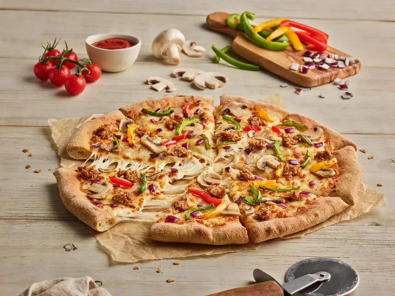 Pizza jak z Pizza Hut - idealne ciasto i smaki, które pokochasz