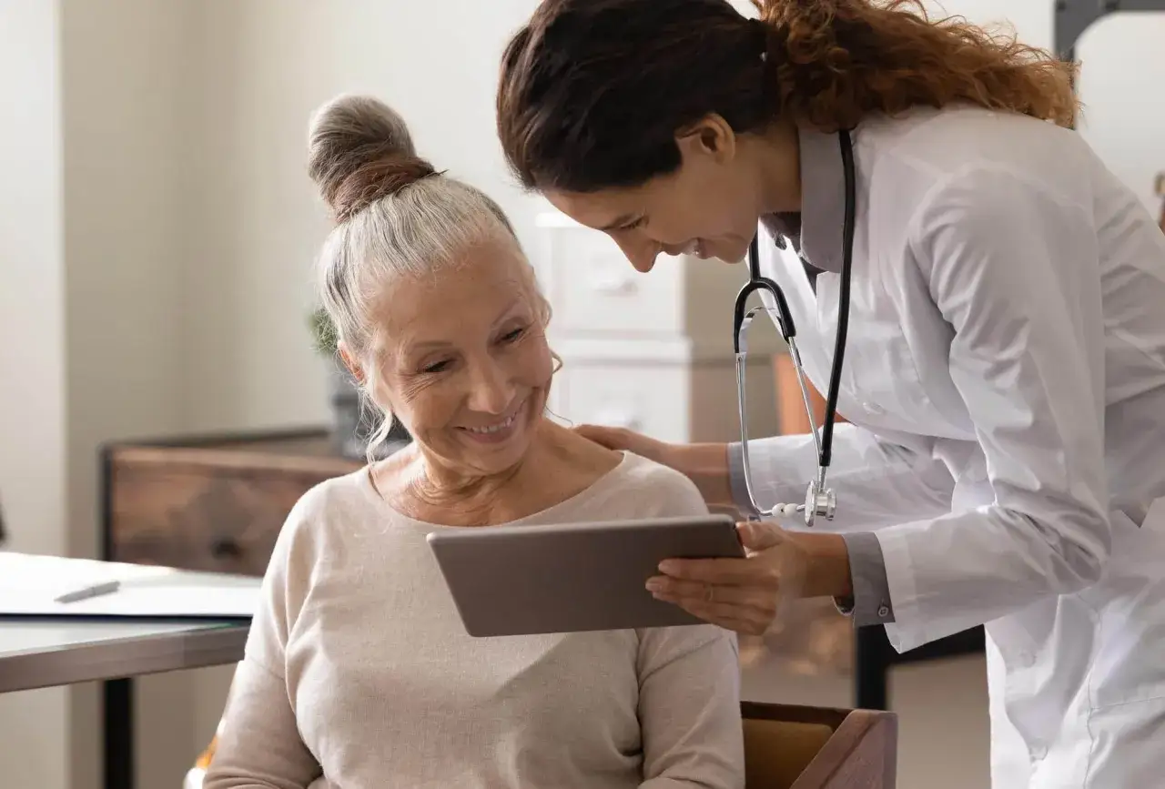 Jak umówić się do lekarza na NFZ bez kolejek i stresu?