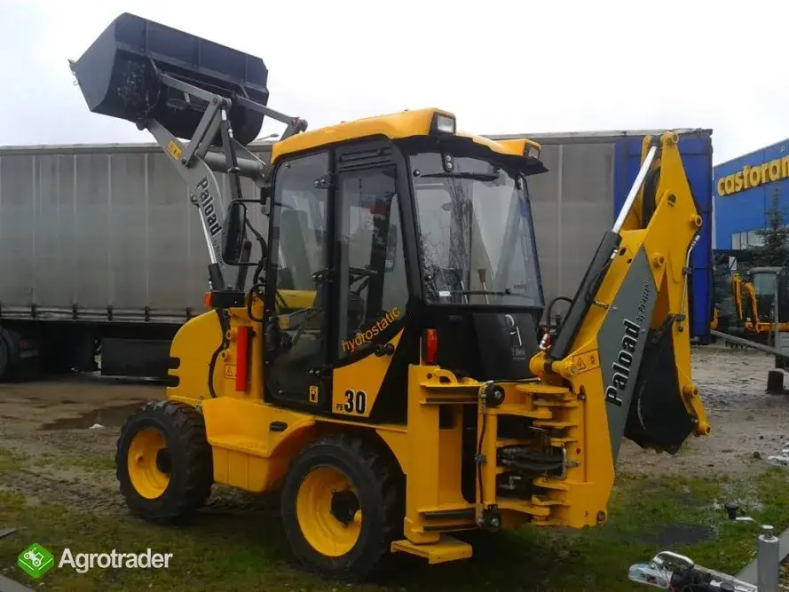 Koparko-ładowarka do 30 tys. zł: Jak znaleźć sprawną i nie przepłacić?