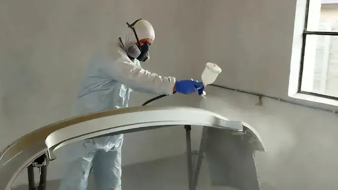 Jak malować samochód metalikiem, aby uniknąć najczęstszych błędów