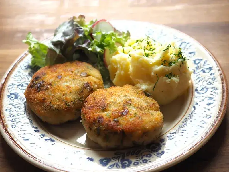 Jak zrobić idealne kotlety rybne? Przepis krok po kroku.