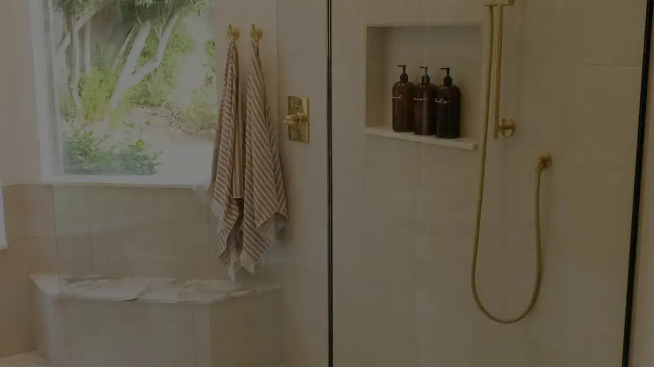 Odpływ liniowy w bloku: Montaż krok po kroku. Uniknij błędów!