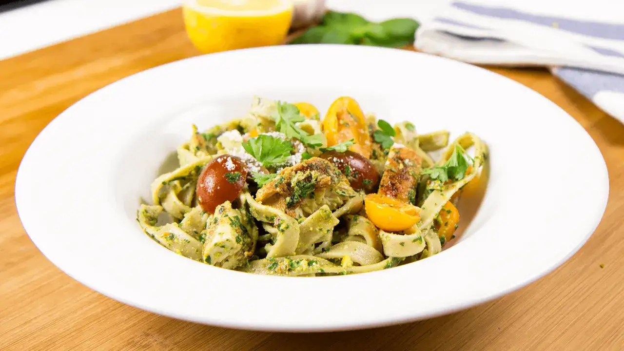 Pesto z pistacji do czego? Odkryj pyszne sposoby na jego użycie