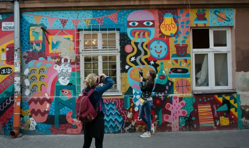 Dokąd polecieć z Polski? Od city break po egzotykę znajdź cel!