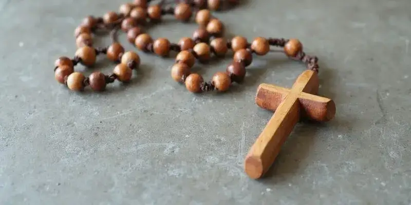 Czy zaciskanie ud to grzech? Zrozumienie moralnych aspektów działania