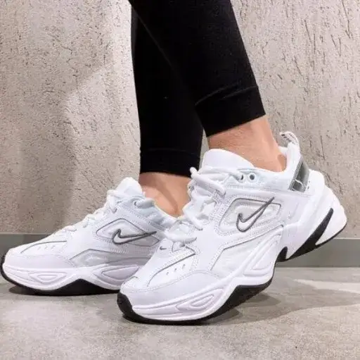 Jakie są teraz modne buty Nike? Odkryj najnowsze trendy i style