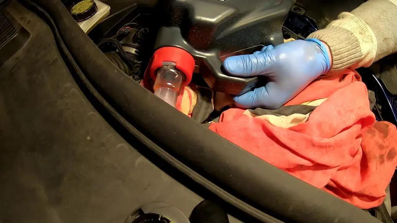 Ford Kuga - co ile wymiana oleju? Poznaj ważne interwały!