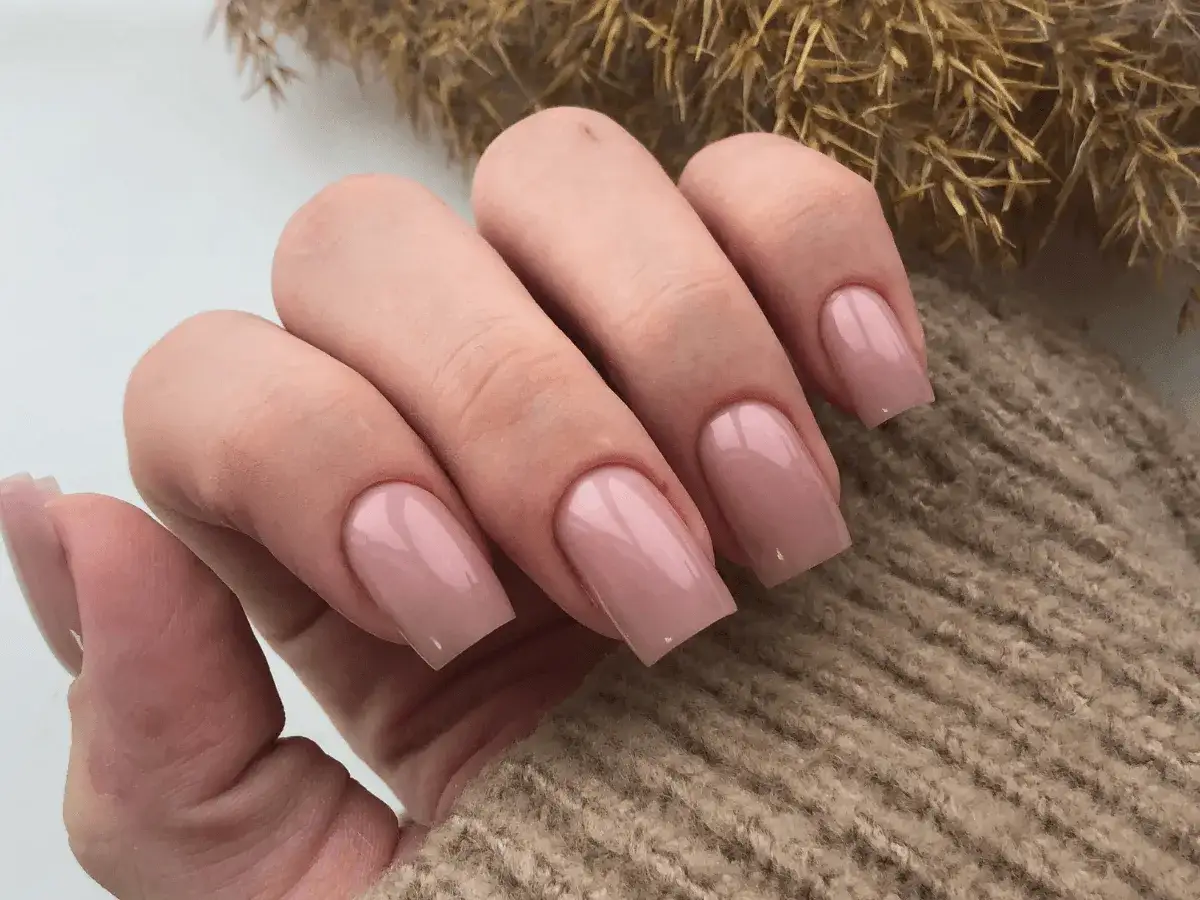 Jak piłować paznokcie na kwadratowo? Krok po kroku do perfekcji