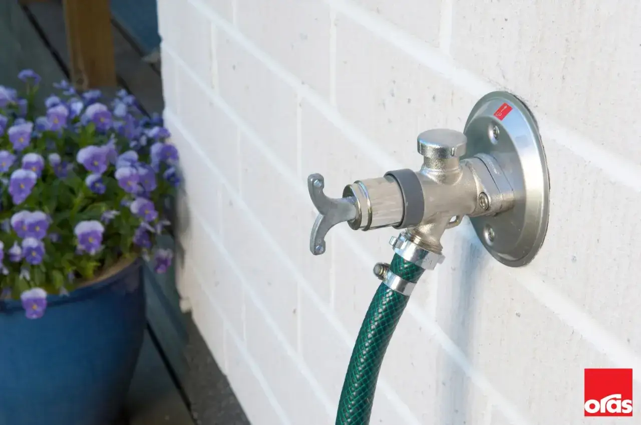 Kran zewnętrzny DIY: montaż mrozoodpornego kranu krok po kroku