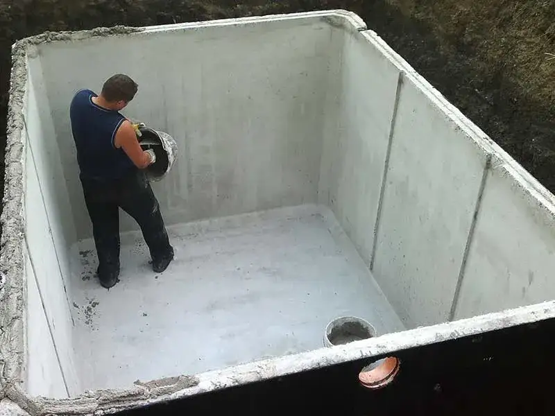 Ile kosztuje budowa szamba betonowego? Sprawdź ceny i ukryte wydatki