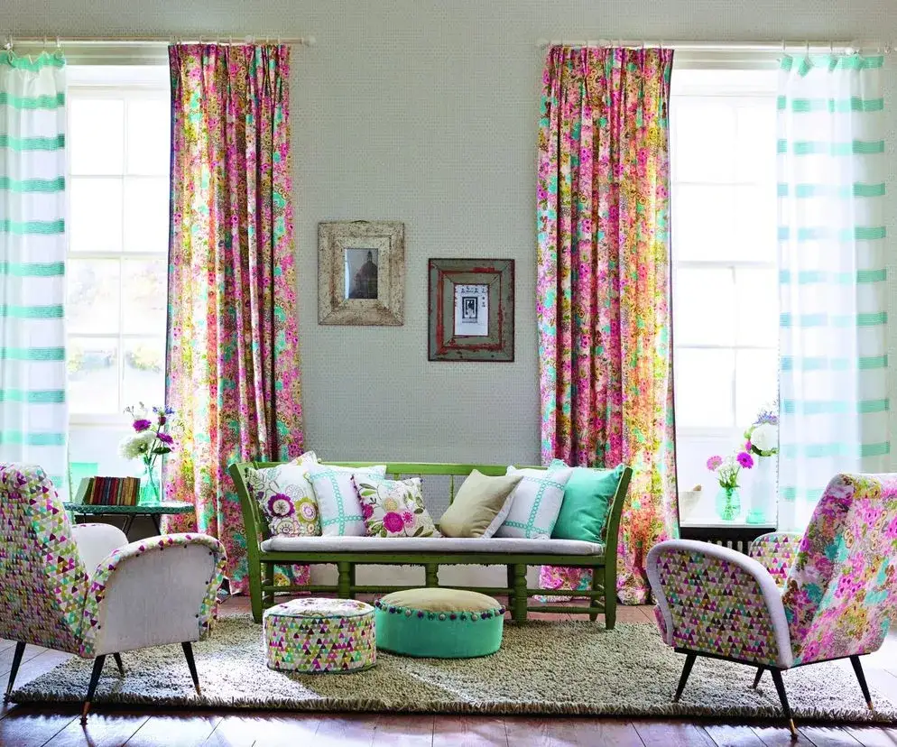 Jak udekorować okno na wiosnę: 10 kreatywnych pomysłów, które zachwycą