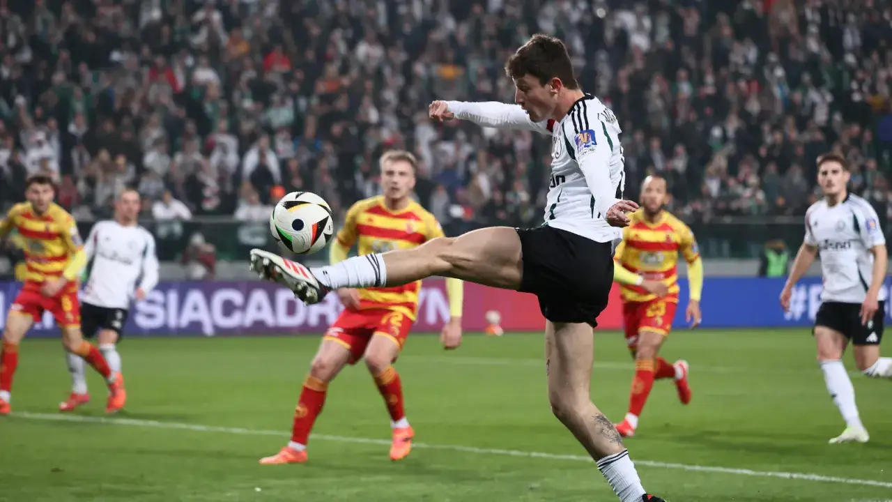 Gdzie oglądać Lechia Legia w finale Pucharu Polski – transmisje i streamy