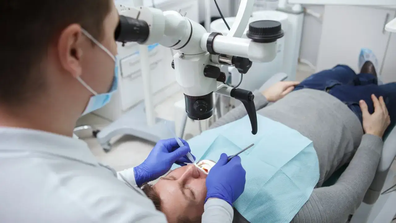 Leczenie kanałowe a ćwiczenia: kiedy wrócić do treningów?