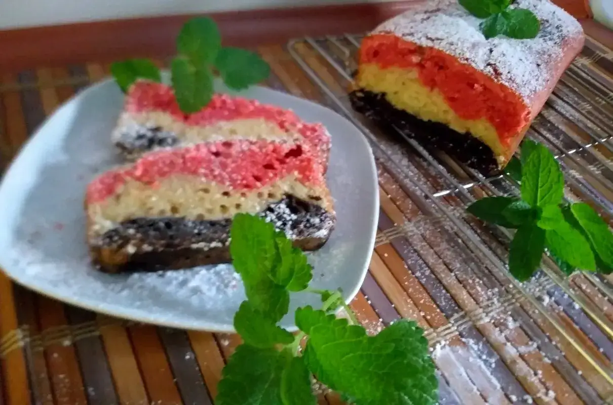 Ciasto trójkolorowe: przepis na idealny wypiek bez wpadek!