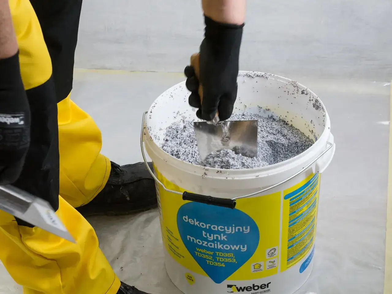 Jak nakładać tynk mozaikowy: 8 kroków do idealnego efektu