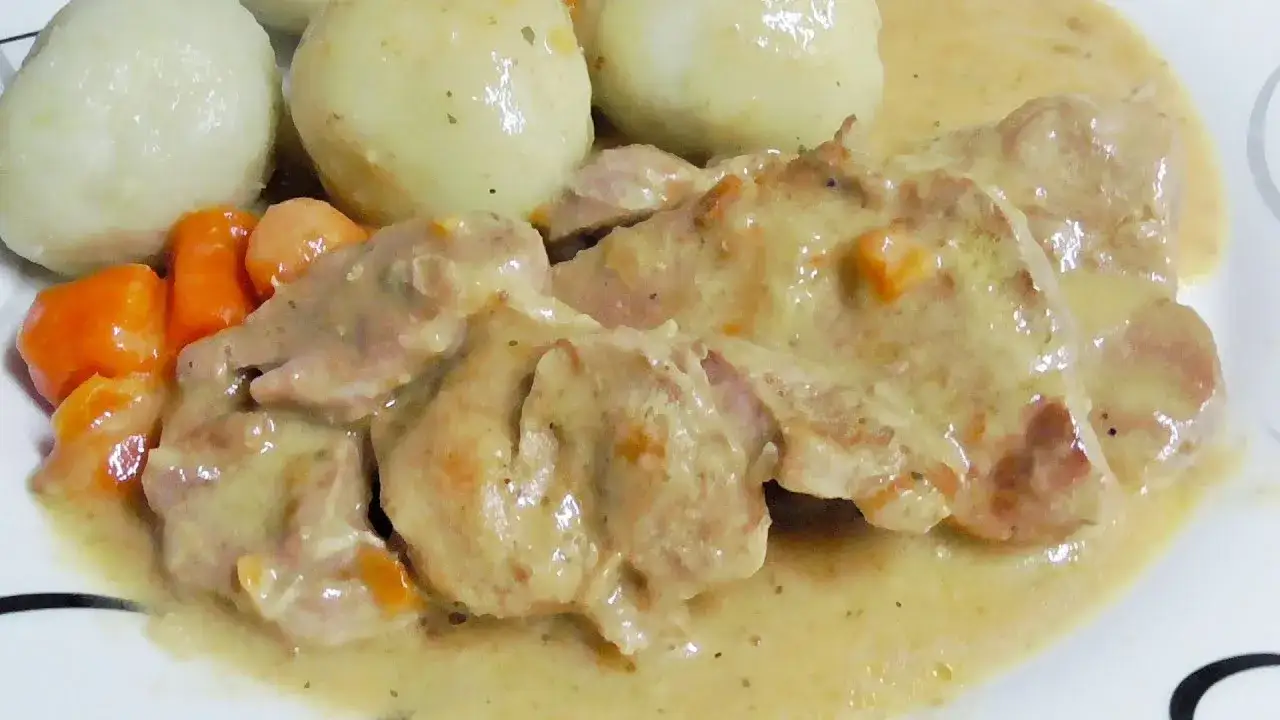 Jak zrobić sos z karkówki, który zachwyci Twoich gości