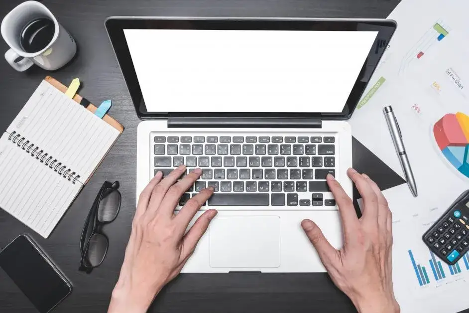 Czy sklep internetowy trzeba zarejestrować? Oto ważne informacje i wyjątki