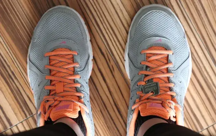 Gdzie telefon podczas biegania? Najlepsze sposoby na wygodne noszenie