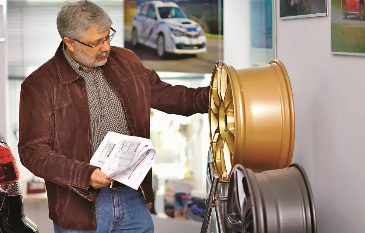 Jak sprawdzić czy felgi są oryginalne, aby uniknąć podróbek i strat