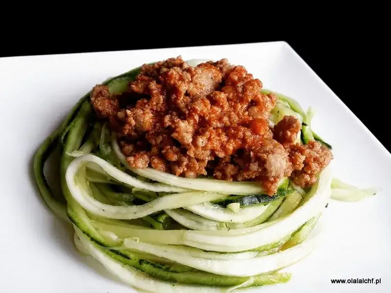 Keto Spaghetti z Cukinii: Przepis i Triki na Idealny Makaron