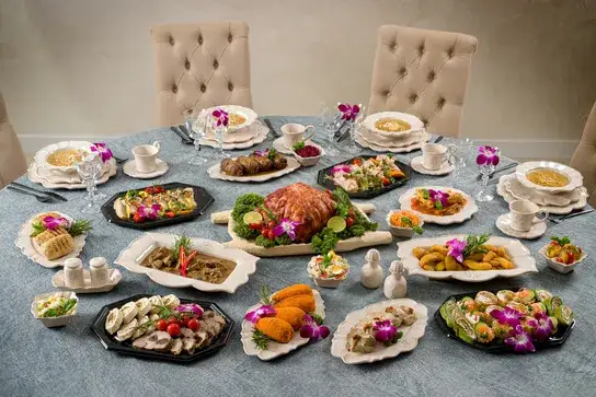 Catering na komunię 2025: Ile kosztuje? Sprawdź ceny i porady