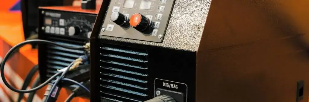 Co to silnik inwerterowy? Jak działa, zalety, wady i praktyczne zastosowania